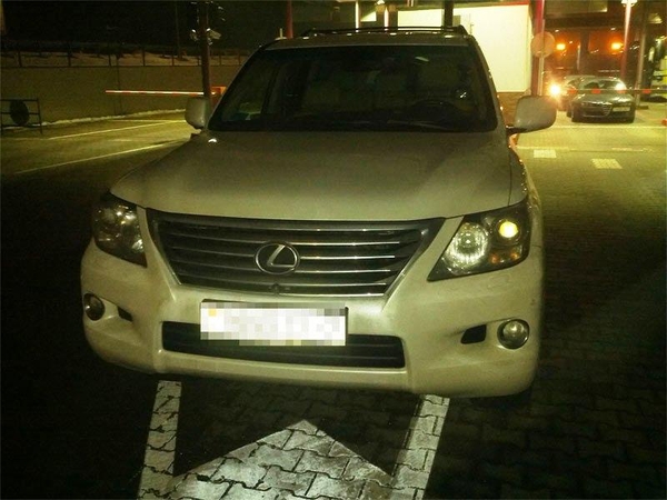 Baltarusė vairavo Rusijoje pavogtą „Lexus“ automobilį