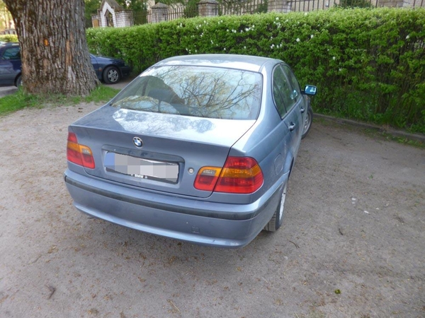 BMW vairuotoją teko tramdyti ašarinėmis dujomis