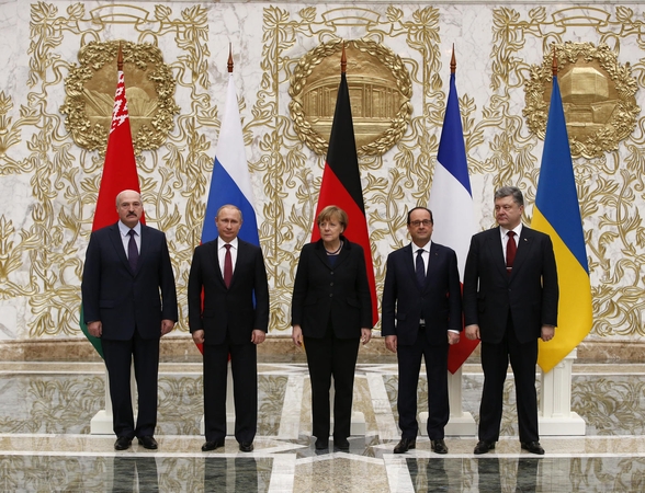 Derybų maratoną vainikavo susitarimas siekti taikos Ukrainoje 