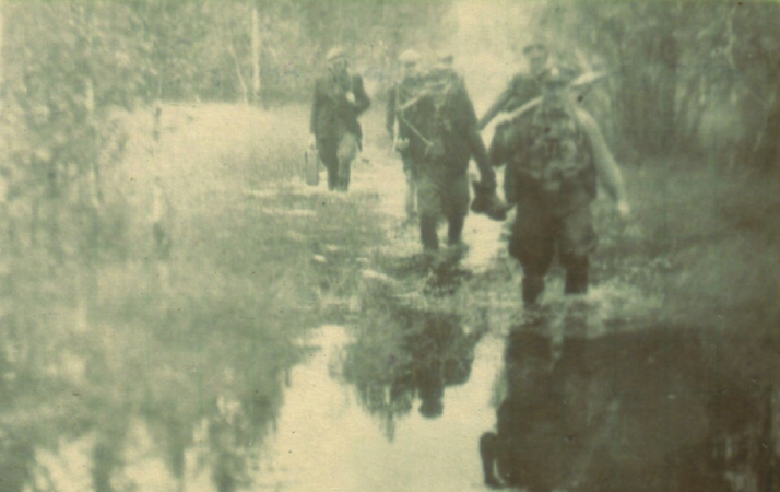 Partizanų kasdienybė: malda ir kova be skrupulų