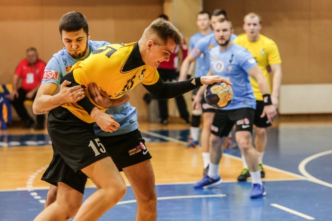 „Dragūno“ rankininkai iškovojo dešimtąją pergalę