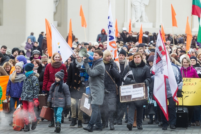 Vyriausybėje – dar vienas bandymas susiderėti su streikuojančiais pedagogais