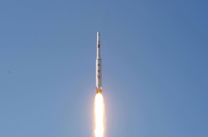 Šiaurės Korėjos paleista raketa pasauliui kelia nerimastingų klausimų