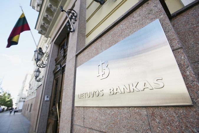 Nuo liepos 1-osios – įprastos paslaugos Lietuvos banko kasose