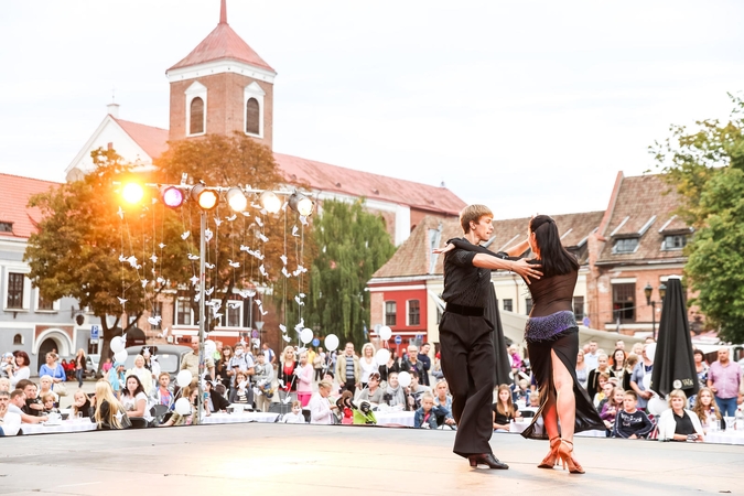 Kaunas vasarą palydės su „Šokančiu senamiesčiu”