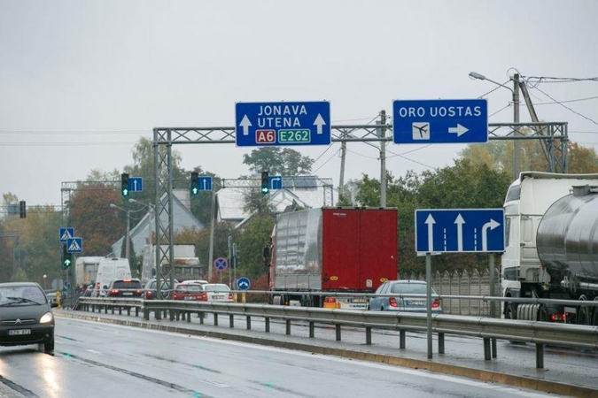 Pagrindinė Karmėlavos gatvė bus atnaujinta anksčiau, nei planuota