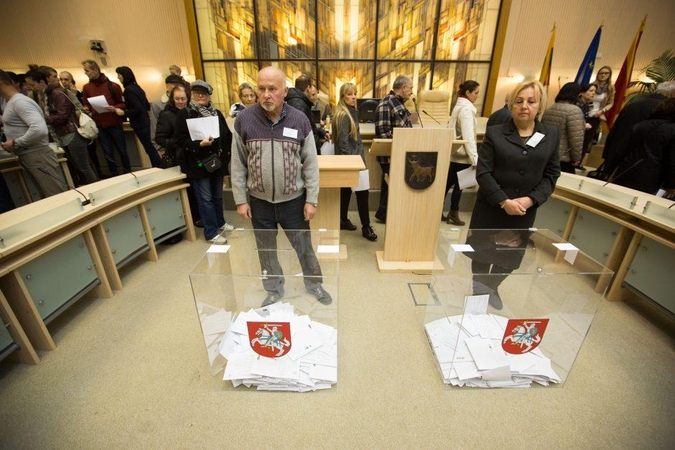 Kaune tęsiasi išankstinis balsavimas Seimo rinkimuose
