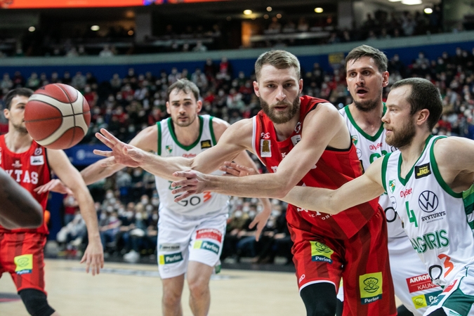Nutildytas Vilnius: vos neprisižaidęs „Žalgiris“ sustabdė „Ryto“ seriją