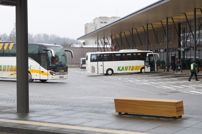 Vežėjai diegia naujas technologijas autobusams dezinfekuoti