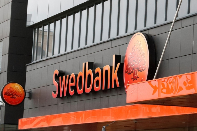 „Swedbank“ mokėjimo kortelės gali veikti su trikdžiais