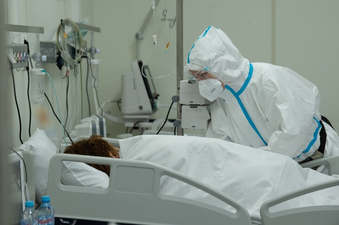 COVID-19 atvejų skaičius pasaulyje viršijo 175,6 mln., mirė beveik 3,8 mln. užsikrėtusiųjų