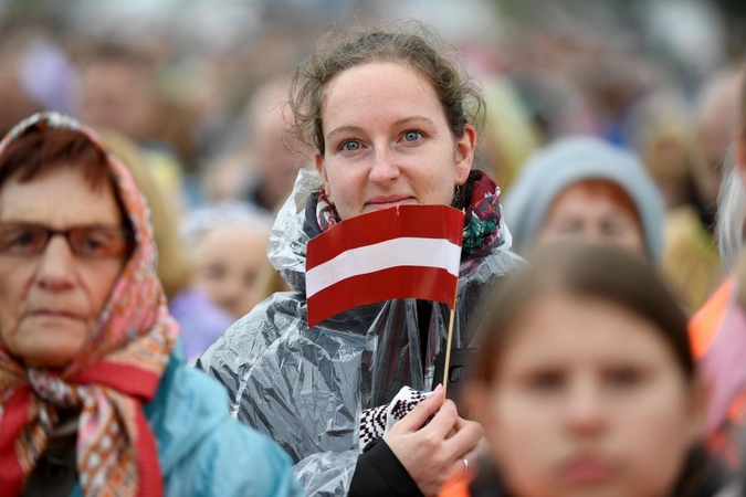 2018-aisiais Latvijos gyventojų skaičius nežymiai sumažėjo