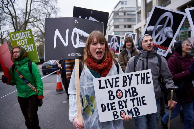 Britanijos parlamentas balsuos dėl branduolinės programos atnaujinimo