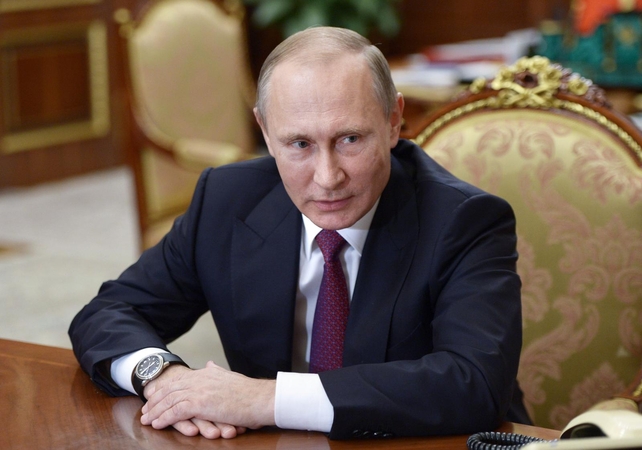 V. Putinas pasirašė dekretą dėl pirmojo naujos Dūmos posėdžio