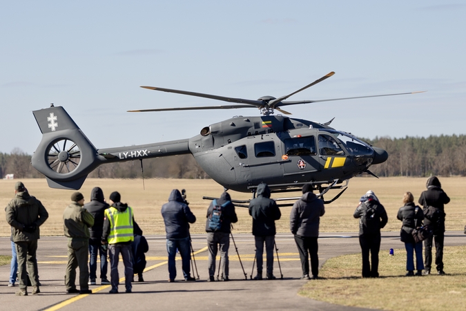 VSAT vadas: šiemet gavus tris naujus sraigtasparnius, pasieniečių poreikiai bus patenkinti