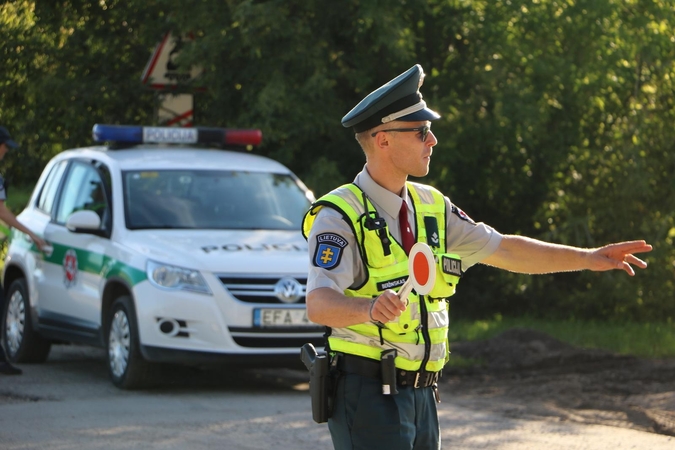 Per reidą policijai įkliuvo 13-metis traktorininkas