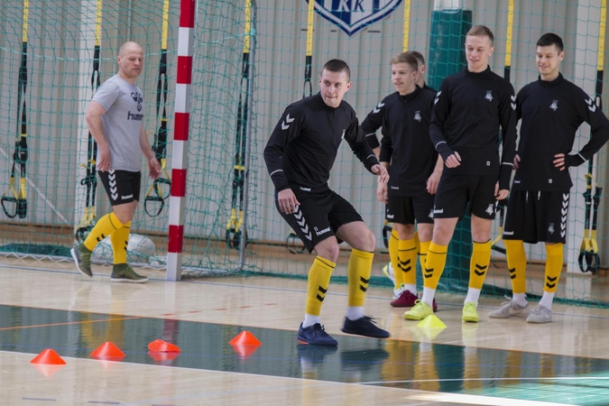 Lietuvos futsalo rinktinės treneris: mūsų laukia aukštos klasės varžovai