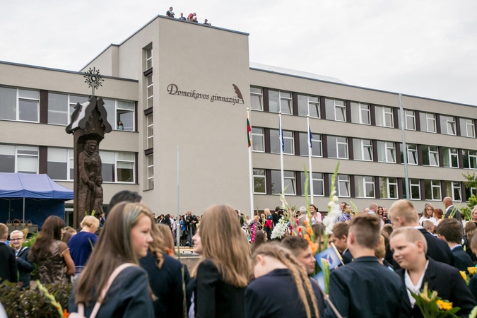 Domeikava – tebeaugantis didžiausias Lietuvos kaimas