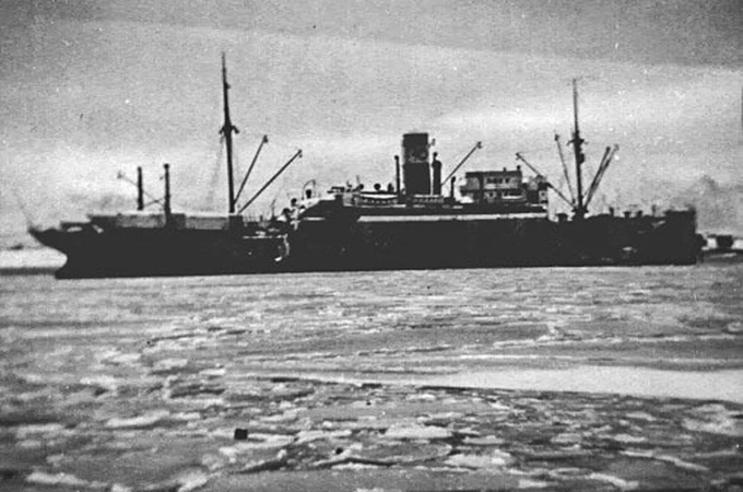 Liudijimas: laivas "Hamburg" prieš jį nuskandinant.