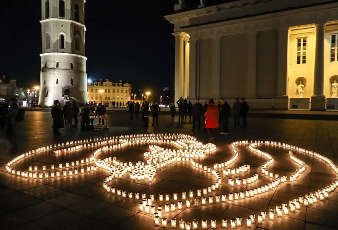 Katedros aikštėje vyko akcija „Renkuosi gyvybę“