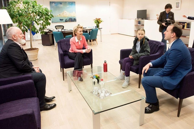 V. Sinkevičius susitiko su G. Thunberg: džiaugiasi EK priimtu įstatymu