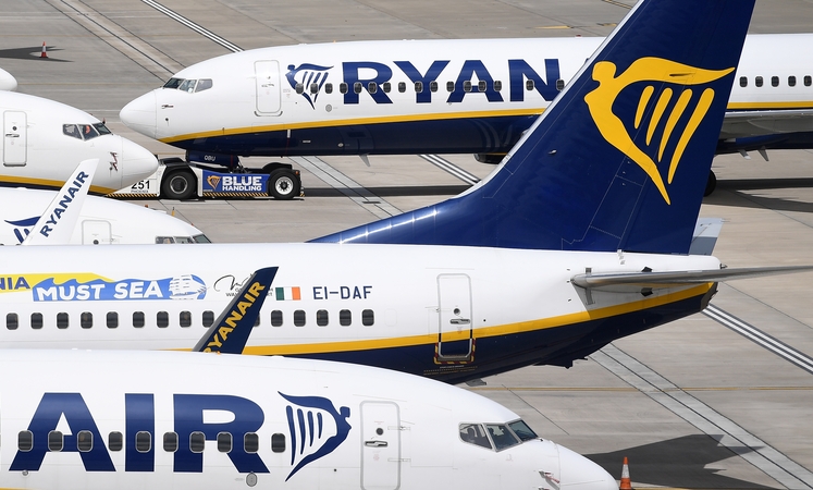 Į Krokuvą skridęs „Ryanair“ laineris dėl bombos grėsmės buvo priverstas leistis Berlyne
