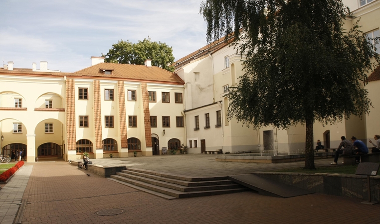 VU išlaiko aukštas pozicijas „Times Higher Education“ dalykiniuose reitinguose