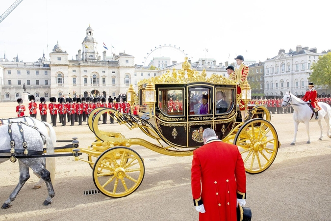 Elizabeth II priima Nyderlandų karalių ir karalienę