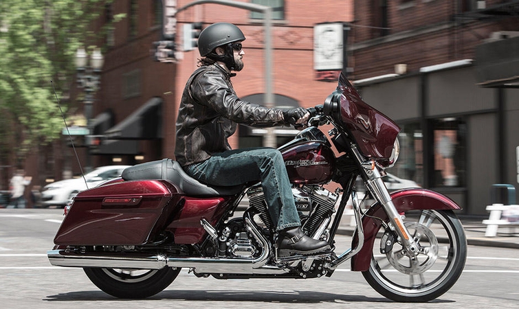 Istorijų pasakotojui „Harley-Davidson“ sumokės 25 000 eurų