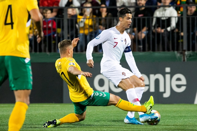Portugalas C. Ronaldo Vilniuje pasižymėjo keturiais įvarčiais