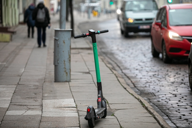 Šiauliuose elektrinis paspirtukas partrenkė mažametį