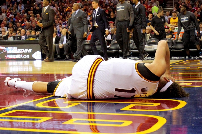 Liūdnos šventės: "Cavaliers" krepšininkui A. Varejao sezonas baigtas