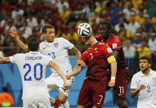 Portugalijos futbolininkai sugebėjo išplėšti lygiąsias rungtynėse su JAV