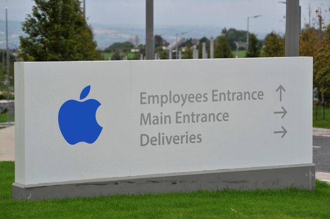 Baltieji rūmai įspėjo ES nesiimti vienašališkų veiksmų dėl "Apple"