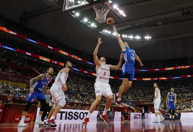 Čekijos krepšininkai pasaulio čempionate įveikė lenkus