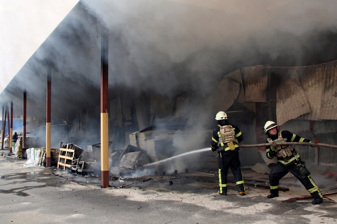 Karas: Rusija raketomis apšaudė Odesą, numatyta evakuacija iš Mariupolio neįvyko