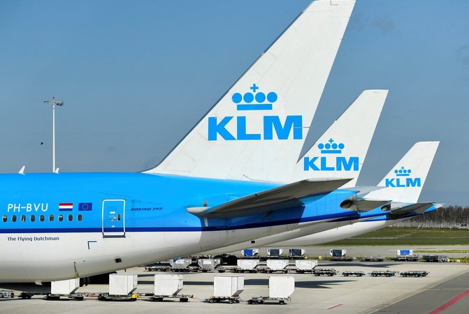 KLM savaitgalį atšaukia dešimtis skrydžių iš Amsterdamo Schipholio oro uosto