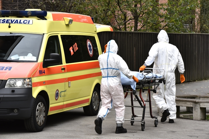 Slovėnija kovodama su virusu įveda komendanto valandą