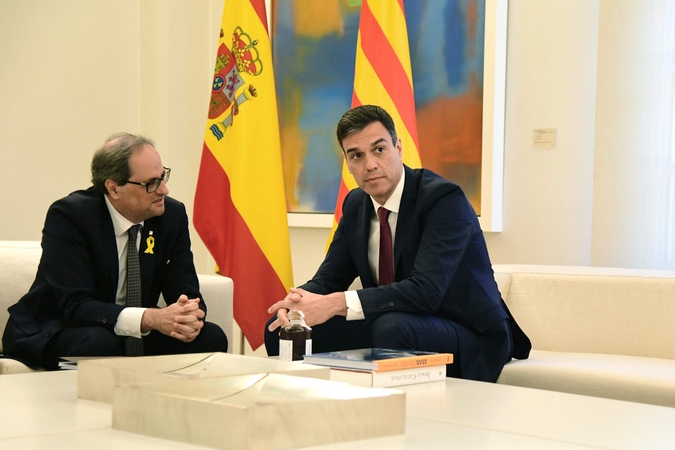 Quimas Torra (kairėje) ir Pedro Sanchezas