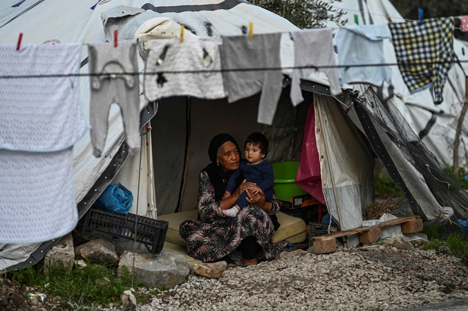 Graikijos salos protestuoja prieš migrantų stovyklų plėtros planus