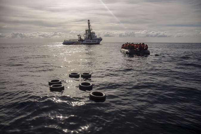 JT: prie Libijos krantų sudužus laivui, mažiausiai 73 migrantai laikomi žuvusiais