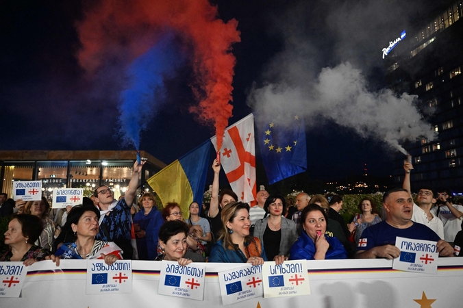 Sakartvelas „užsienio įtakos“ įstatymą pakeis tikslia JAV teisės akto kopija