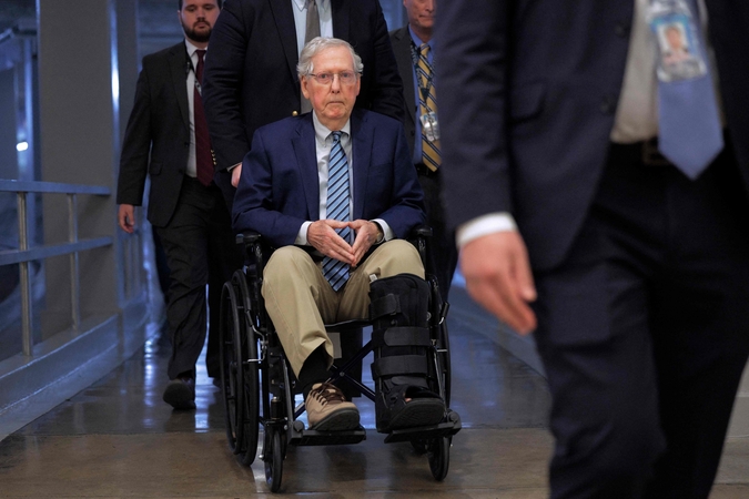  Mitchas McConnellas