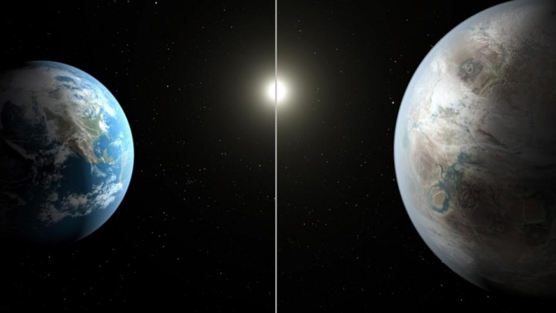 Mokslininkai atrado tris „potencialiai gyventi tinkamas“ planetas
