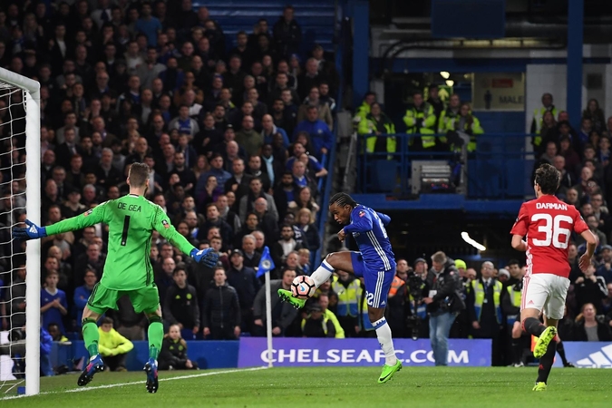 „Chelsea“ įveikė „Manchester United“  komandą ir žengė į FA taurės pusfinalį
