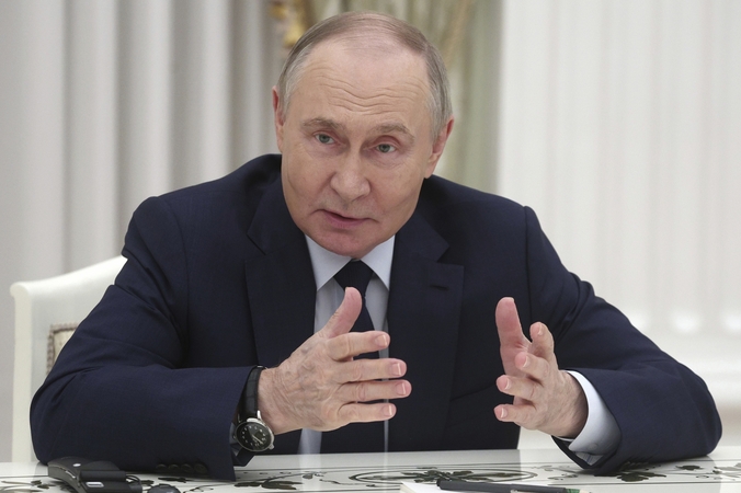 Vokiečių istorikė: Putinas naudojasi Stalino argumentais agresijai pateisinti