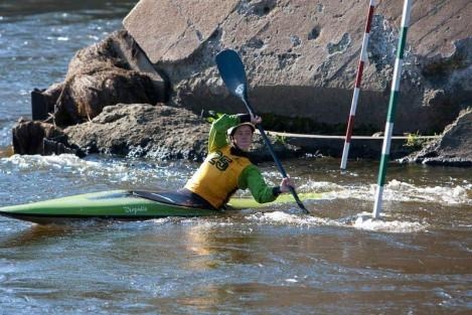 Kaune vykusiose baidarių varžybose jėgas išbandė pusšimtis sportininkų