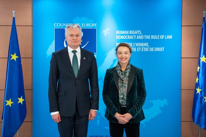 Gitanas Nausėda ir Marija Pejčinovič Burič 