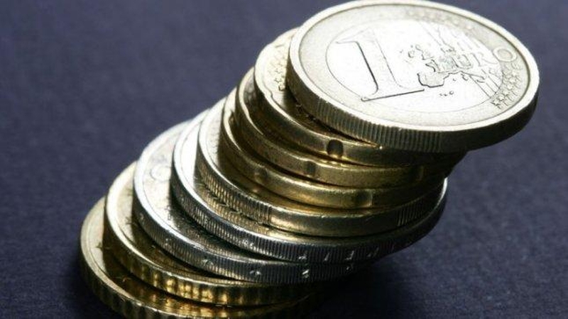 Valstybinę pensiją siūloma skirti ir nusikaltusių vaikų tėvams