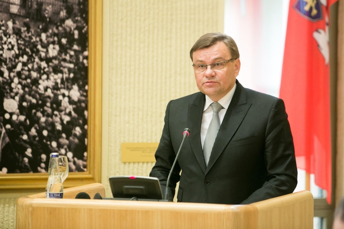 V. Gedvilas ir V. Gapšys traukiasi iš Seimo vadovybės 